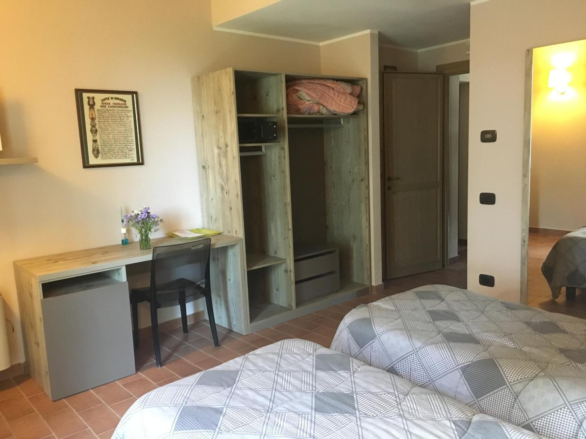 Agriturismo Bassanine Monticelli dʼOngina Zimmer foto